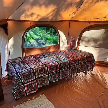 Glamping Tent Tammemaee خيمة فخمة *